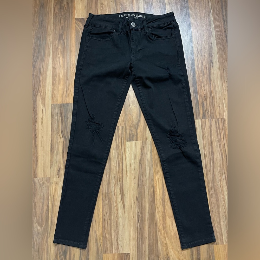 American Eagle Outfitters Super Stretch Black Ripped Jegging -Women's